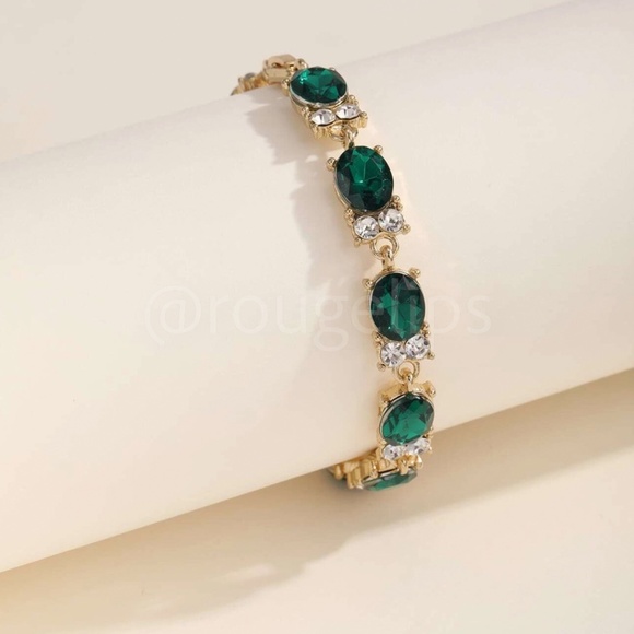 Green Stone Rhinestone Embellished Gold Tone Bracelet - Picture 2 of 4